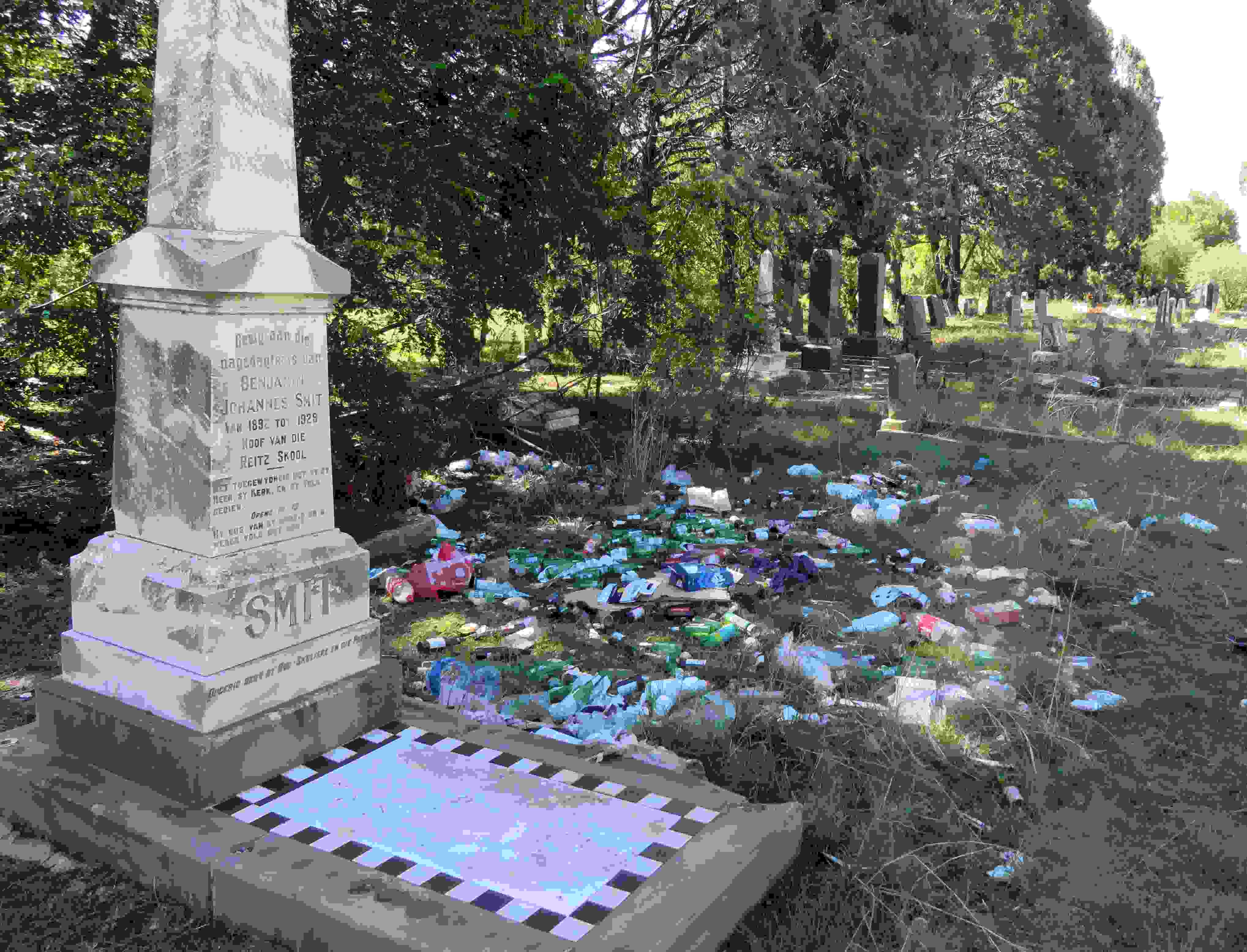 Reitz state of the graveyard